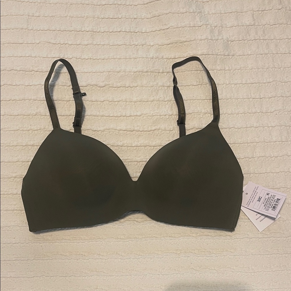 NWT. Wireless Olive Green Bra